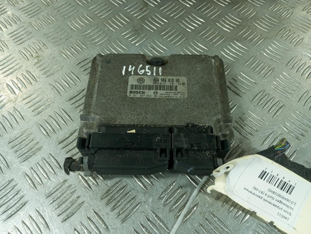 Блок управления двигателем Volkswagen Golf 5 поколение 2005, цвет, 06A906018HD - фото №1