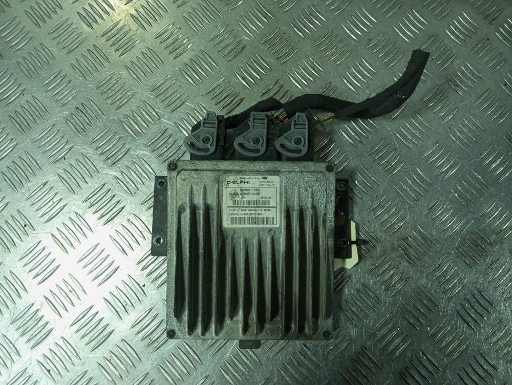 Блок управления двигателем Renault Clio 3 поколение 2007, Дизель 1.5, цвет, 8200911560 - фото №1
