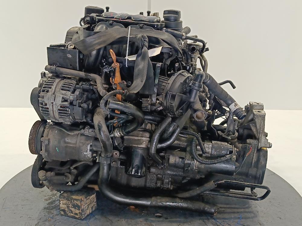 двигатель Volkswagen Beetle 2000, Бензин 1.6, цвет, AWH - фото №1