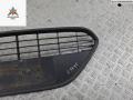 заглушка (решетка) в бампер Ford Focus 2 поколение [рестайлинг] 2009, 1.6 л., дизель, МКПП, белый, хетчбэк 5 дв., 8M5117B968A - фото №3