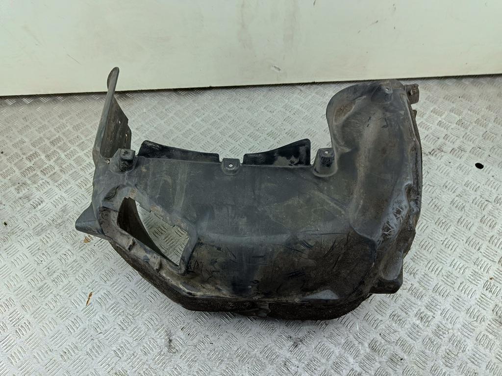 Подкрылок задний правый BMW 5 E60/E61 2004, 2.5 л., бензин, универсал, 7061246