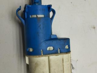 Датчик (включатель) стоп-сигнала Ford Focus 2 поколение 2006, 1.6 л., дизель, МКПП, чёрный, универсал, 3M519C872AB