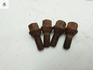 болт колесный Fiat Linea 1 поколение 2008, 1.4 л., бензин, МКПП, бежевый, седан