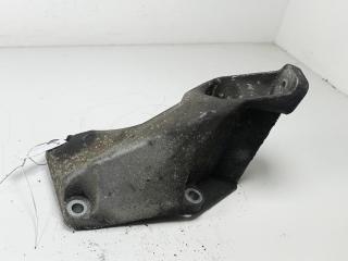 кронштейн двигателя Volkswagen Passat B5+ (GP) 2002, 1.9 л., дизель, МКПП, синий, универсал, 8D0199307B