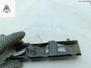 кронштейн переднего бампера Volkswagen Passat B6 2007, 2.0 л., дизель, АКПП, серый, универсал