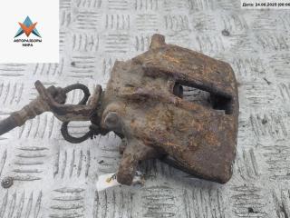 суппорт передний правый Volkswagen Passat B4 1995, 2.0 л., бензин, МКПП, красный, универсал