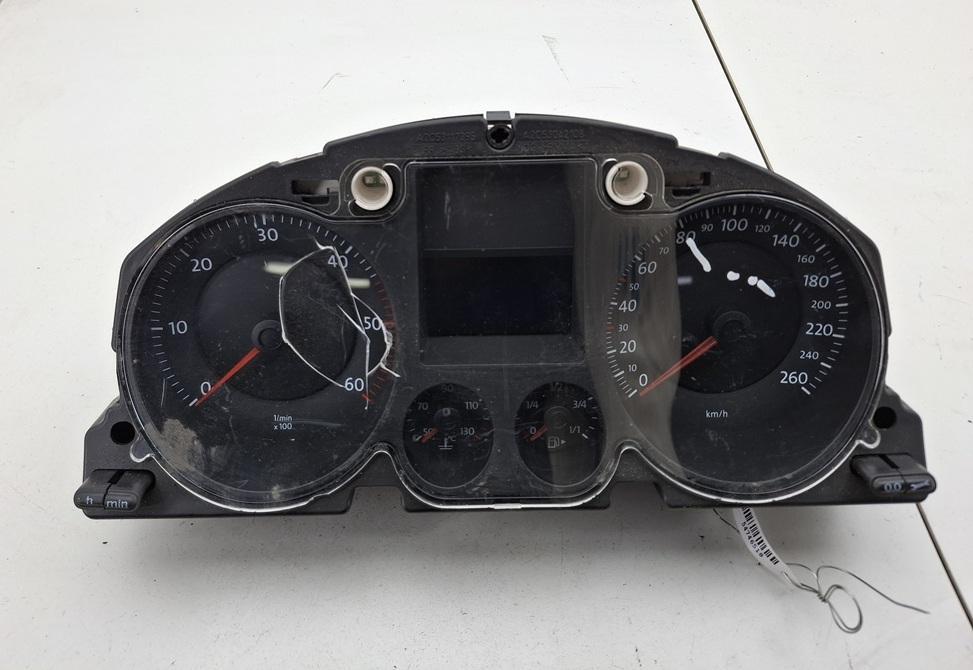 приборная панель Volkswagen Passat B6 2007, 2.0 л., дизель, АКПП, серый, универсал, 3C0920852R