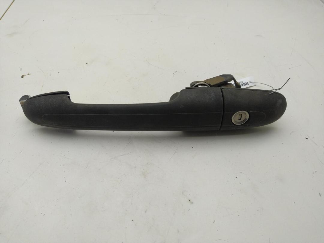 ручка наружная передняя левая Mercedes-Benz Vaneo W414 2003, 1.6 л., бензин, МКПП, серый, минивэн