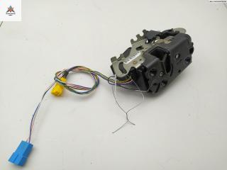 замок двери передней правой Mercedes-Benz Vaneo W414 2001, 1.9 л., бензин, АКПП, серый, минивэн, 4147200535