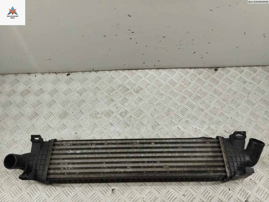 радиатор интеркулера Ford Focus 2 поколение 2006, 1.6 л., дизель, МКПП, чёрный, универсал, 3M5H9L440AE - фото №1