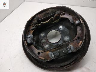 защитный кожух тормозного механизма Mazda 323 BA 1997, 1.5 л., бензин, МКПП, синий, хетчбэк 5 дв.