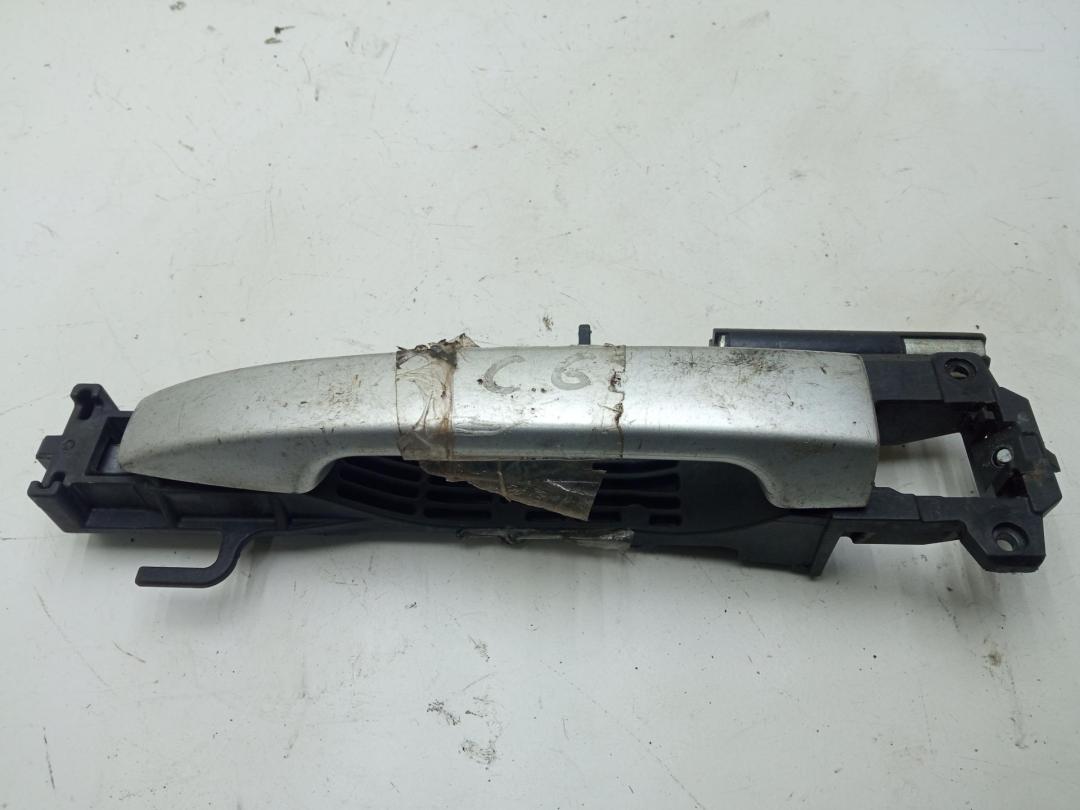 ручка наружная передняя левая Subaru Impreza 2009, 2.0 л., дизель, МКПП, серый, хетчбэк 5 дв.