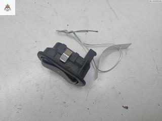 кнопка стеклоподъемника переднего правого Opel Zafira 1 поколение (A) 2001, 1.8 л., бензин, МКПП, синий, минивэн, 90561388