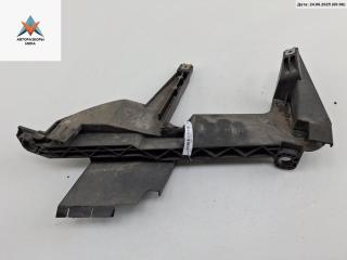 крепление фары левой BMW X3 E83 [рестайлинг] 2006, 3.0 л., бензин, АКПП, чёрный, внедорожник 5 дв., 1301073024