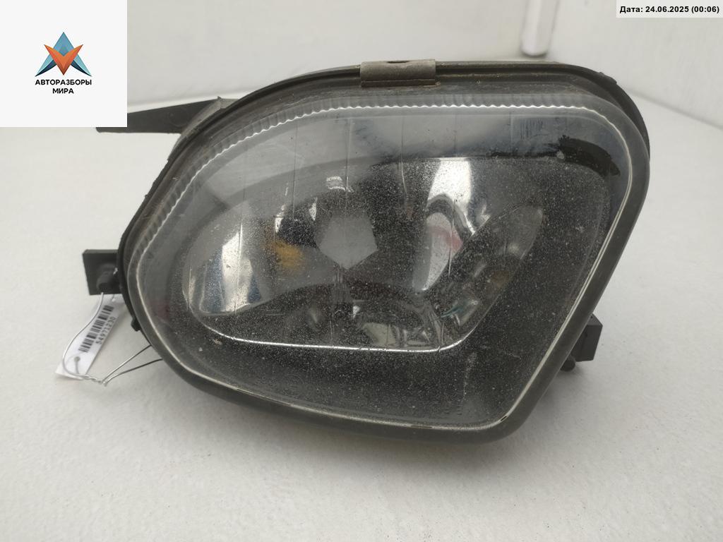 фара противотуманная левая Mercedes-Benz E-Класс W211/S211 2005, 3.0 л., дизель, АКПП, серый, универсал, 15482500 - фото №1