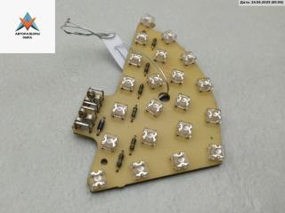 панель заднего левого фонаря Mercedes-Benz S-Класс W220 [рестайлинг] 2003, 3.7 л., бензин, АКПП, серый, седан, 2208200311