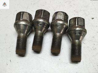 болт колесный Renault Scenic 1 поколение [рестайлинг] 2003, 1.6 л., бензин, МКПП, синий, минивэн, 8200030701