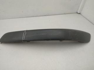 молдинг переднего бампера Volkswagen Golf 5 поколение 2004, 1.6 л., бензин, МКПП, чёрный, хетчбэк 3 дв., 1K0807717