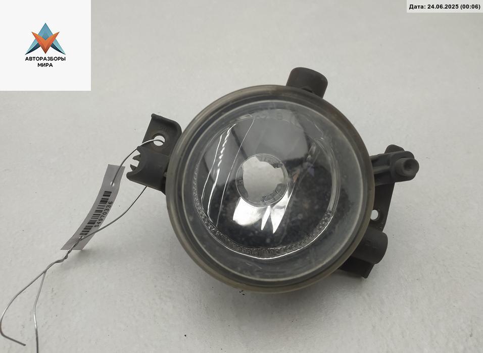 фара противотуманная левая Ford Focus 2 поколение 2006, 1.6 л., дизель, МКПП, чёрный, универсал, 3M5115K201AA - фото №1
