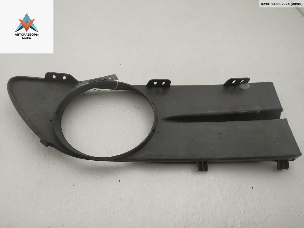 рамка фары противотуманной левой Renault Laguna 2 поколение 2001, 1.8 л., бензин, МКПП, синий, хетчбэк 5 дв., 000009745 - фото №1