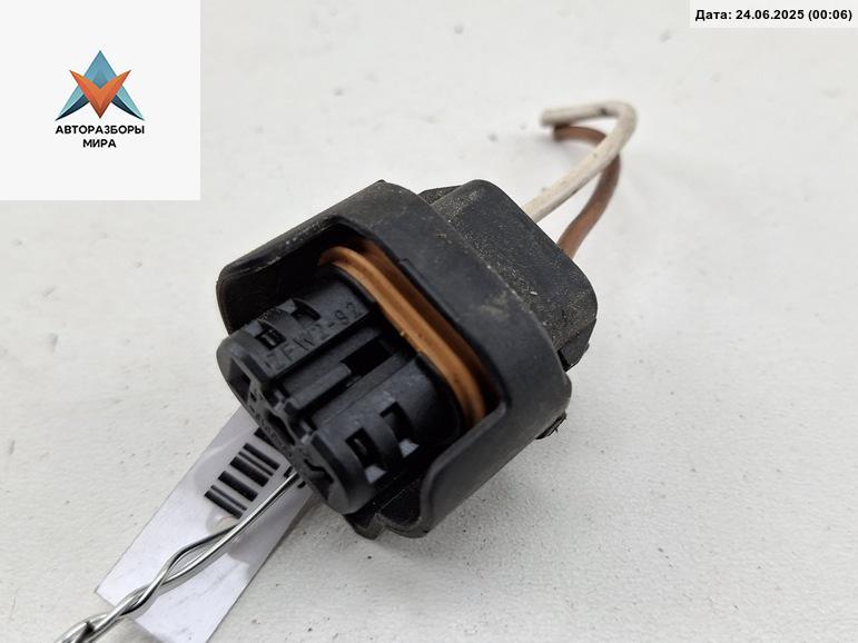 разъем (фишка) проводки Opel Astra G 2003, 1.6 л., бензин, МКПП, серый, универсал - фото №1