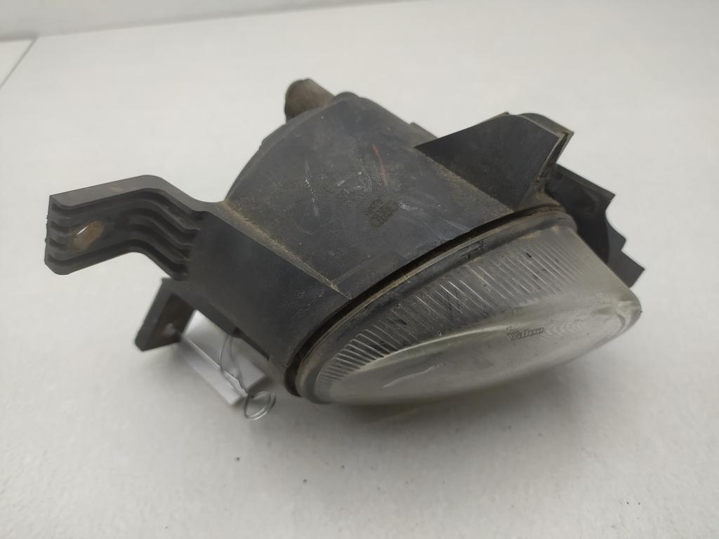 фара противотуманная правая Audi A4 B7 2004, 2.5 л., дизель, АКПП, серый, универсал, 89210614