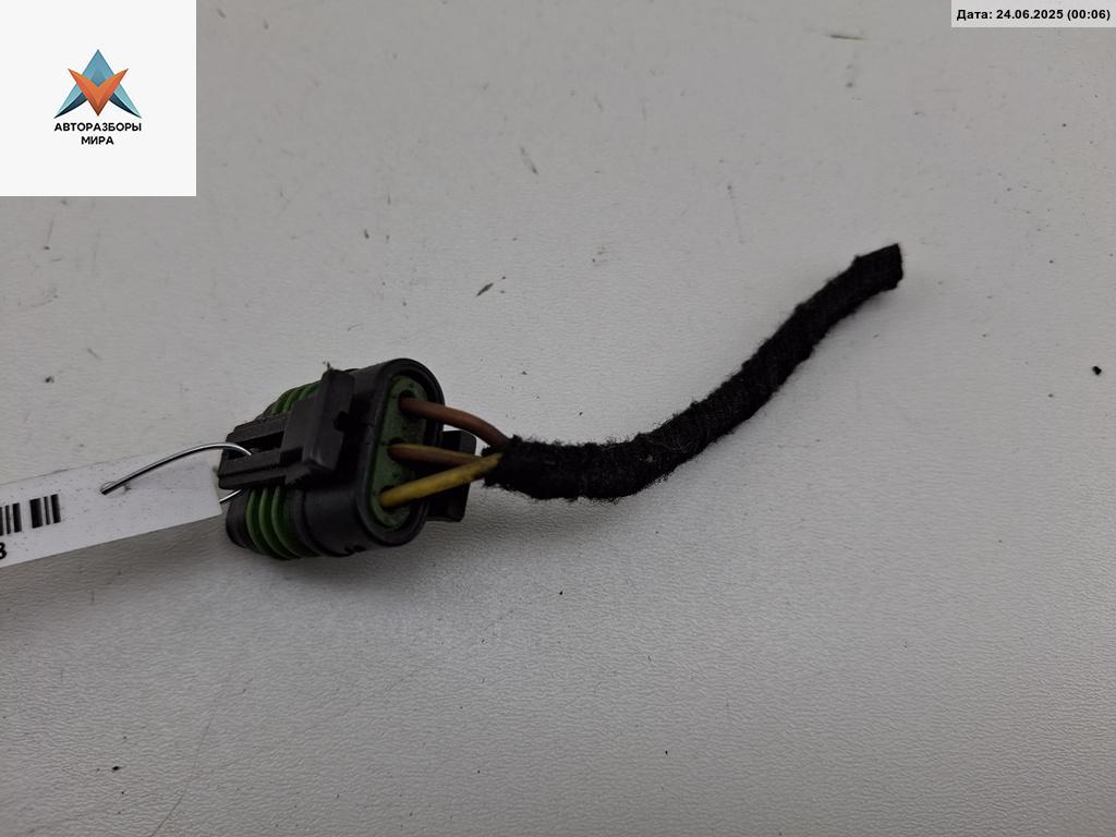 разъем (фишка) проводки Opel Vectra B 1998, 1.8 л., бензин, МКПП, зелёный, седан - фото №1