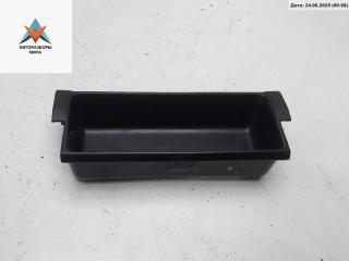 пепельница Volkswagen Passat B5 1998, 1.8 л., бензин, МКПП, синий, универсал, 3B0857962A