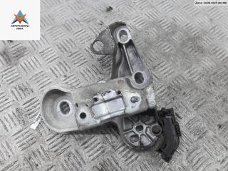 кронштейн (крепление) Volkswagen Passat B5 1997, 1.6 л., бензин, МКПП, белый, универсал, 4B0199352A