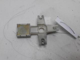 кронштейн (крепление) Volkswagen Passat B5+ (GP) 2004, 2.0 л., дизель, МКПП, серый, универсал, 3B0839833