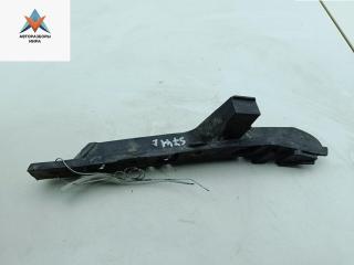 кронштейн переднего бампера BMW 5 серия E60/E61 2004, 2.5 л., бензин, МКПП, чёрный, универсал, 7033706