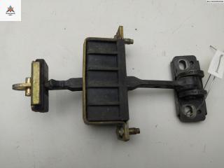 Ограничитель открывания двери задней Mercedes-Benz S-Класс W220 [рестайлинг] 2003, седан, 2207300016