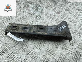 кронштейн переднего бампера Audi A6 4B/C5 1999, 2.4 л., бензин, МКПП, синий, универсал, 4B0807283B