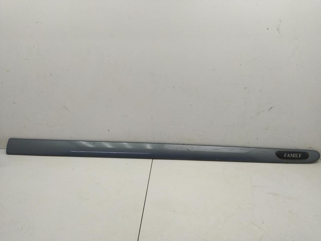 молдинг двери передней правой Mercedes-Benz Vaneo W414 2003, 1.6 л., бензин, МКПП, серый, минивэн, 4146981185