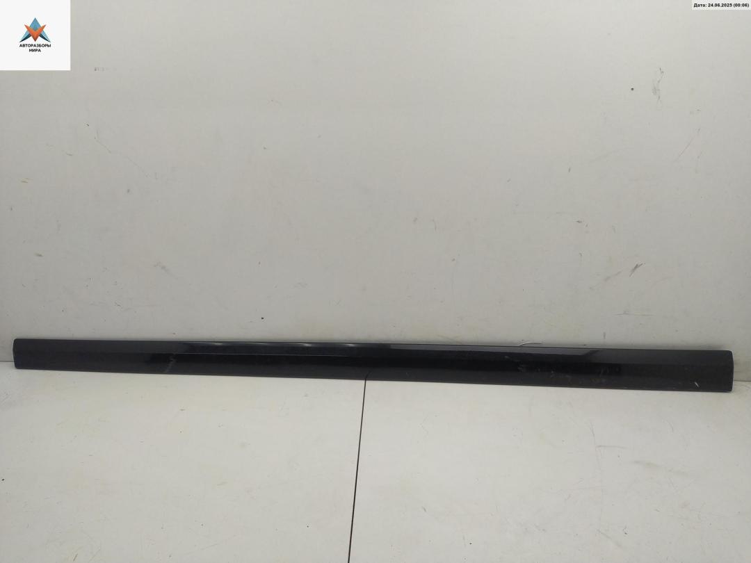 молдинг двери передней левой Mercedes-Benz E-Класс W211/S211 2003, 1.8 л., бензин, МКПП, чёрный, универсал, 2116900962 - фото №1