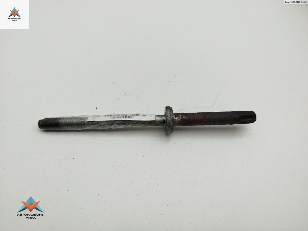 Болт крепления BMW 3 серия E46 2000, 2.5 л., бензин, МКПП, синий, седан, 7007219 - фото №1