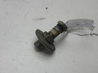 ответная часть (скоба) замка двери Volkswagen Passat B4 1995, 2.0 л., бензин, МКПП, красный, универсал
