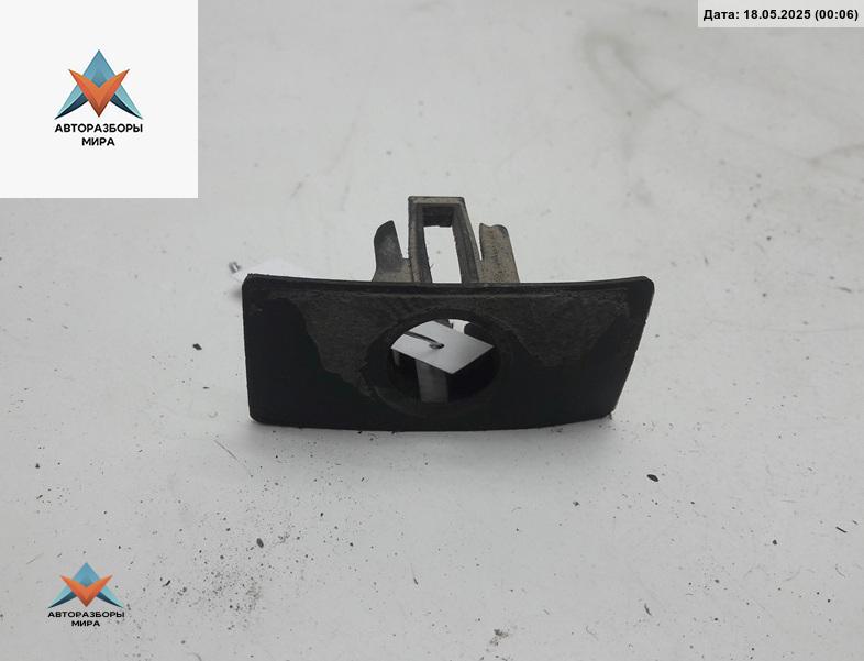 кронштейн (крепление) Volkswagen Passat B6 2007, 2.0 л., дизель, АКПП, серый, универсал, 3C5919491M - фото №1