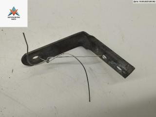 кронштейн (крепление) Audi A4 B7 2004, 2.5 л., дизель, АКПП, серый, универсал