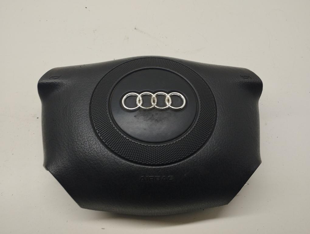 подушка безопасности водителя Audi A6 4B/C5 1998, 2.4 л., бензин, АКПП, синий, седан, 4B0898201A - фото №1
