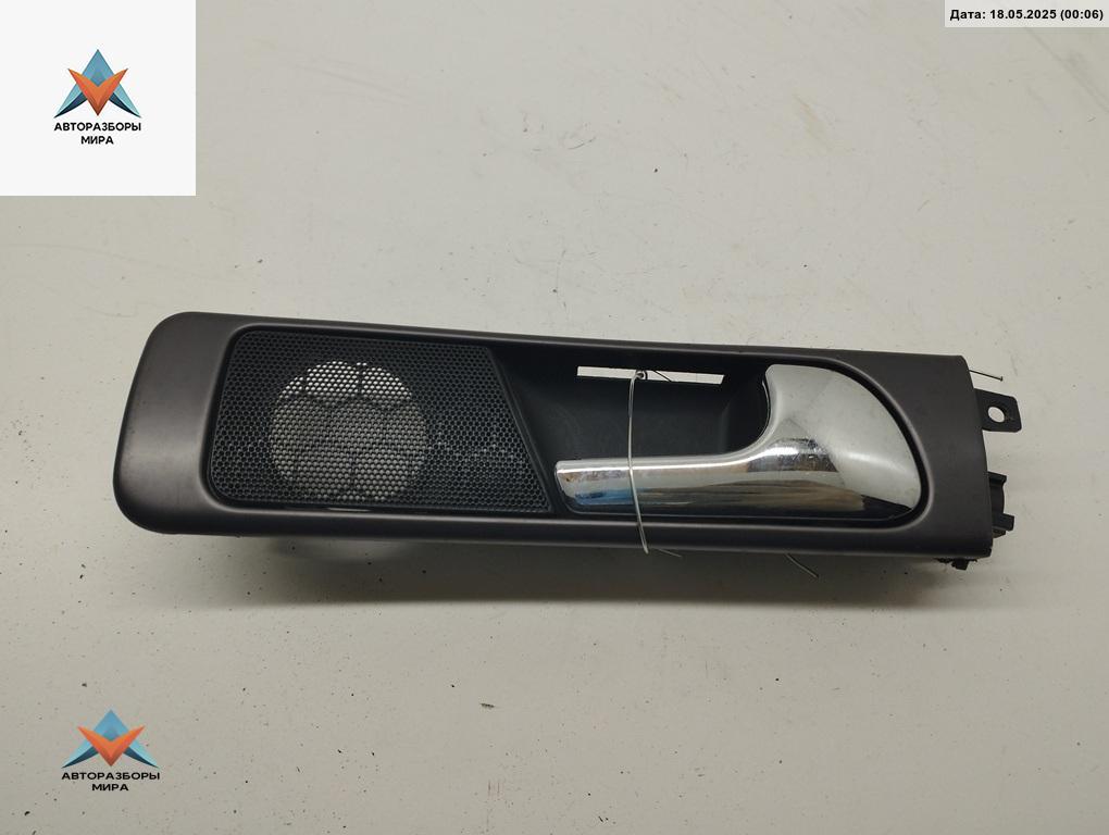 ручка внутренняя задняя правая Audi A6 4B/C5 1998, 2.4 л., бензин, АКПП, синий, седан, 4B2839020 - фото №1