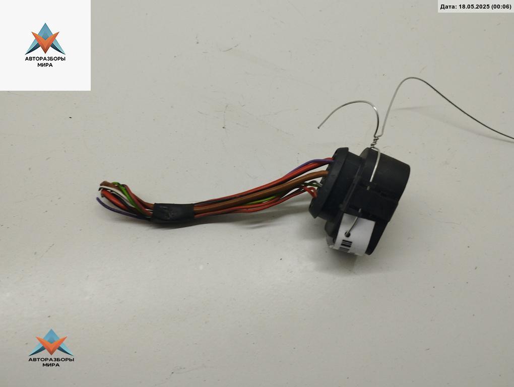 разъем (фишка) проводки Audi A6 4B/C5 1998, 2.4 л., бензин, АКПП, синий, седан, 3A0973734 - фото №1