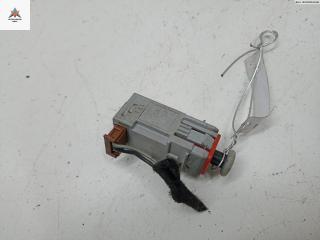 выключатель концевой (концевик) Opel Astra H/Family [рестайлинг] 2005, 1.6 л., бензин, МКПП, чёрный, универсал, 55701396