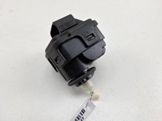 корректор фар Audi A6 4B/C5 1997, 1.8 л., Ti, бензин, МКПП, чёрный, седан, 8L0941295