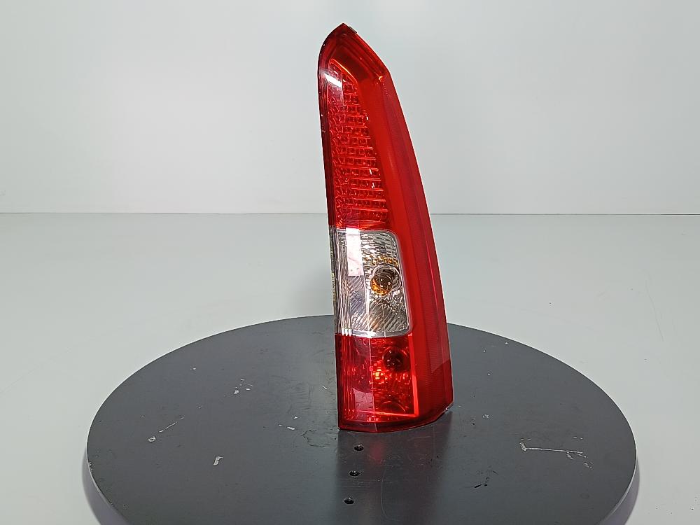 фонарь задний правый Volvo XC70 2 поколение 2003, цвет, 160986 - фото №1