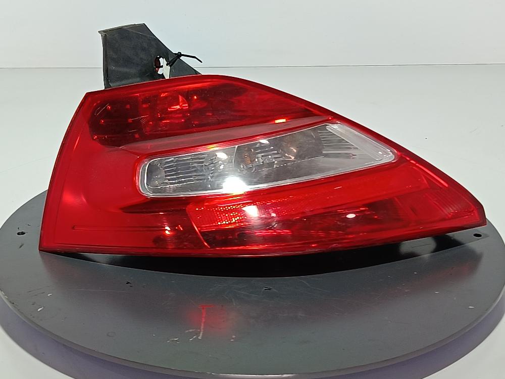 фонарь задний левый Renault Megane 3 поколение 2008, цвет, хетчбэк 5 дв., 8200413214 - фото №1
