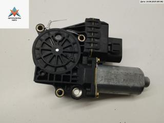 моторчик стеклоподъемника передний левый Audi A6 4B/C5 1998, 2.4 л., АКПП, седан, 0130821775