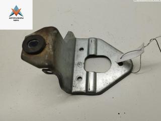 кронштейн (крепление) Audi A4 B7 2004, 2.5 л., дизель, АКПП, серый, универсал