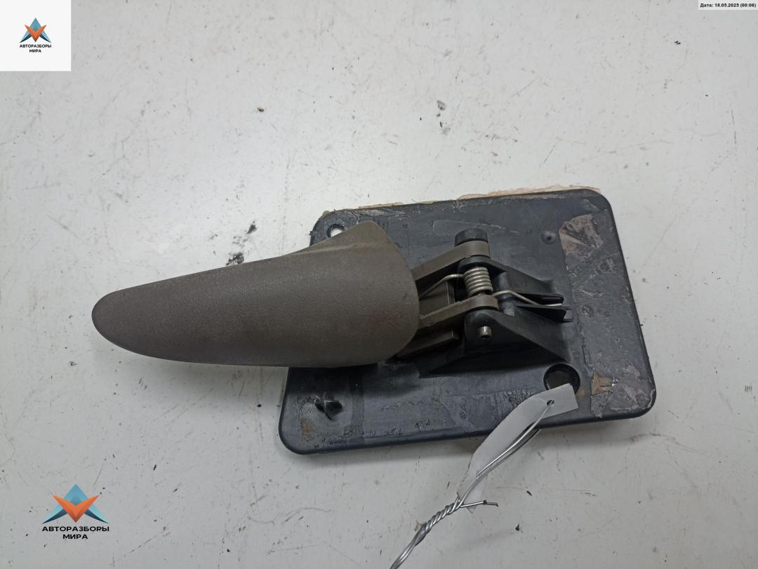 ручка внутренняя передняя правая Opel Omega B 1998, 2.0 л., бензин, МКПП, белый, седан, 90457134 - фото №1