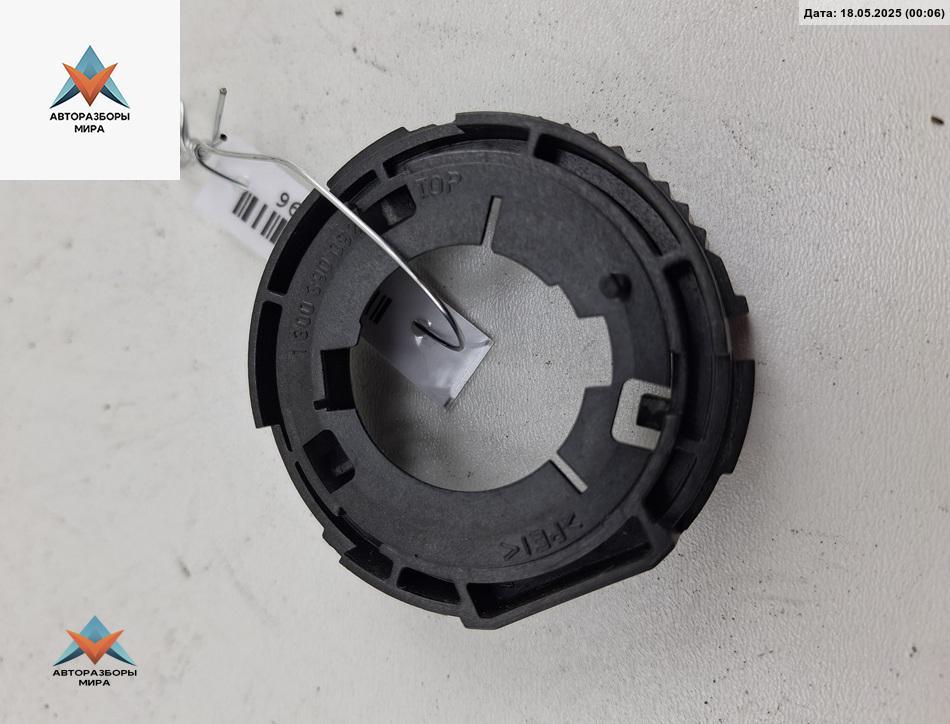 кронштейн (крепление) BMW 3 серия E46 2000, 2.0 л., дизель, АКПП, серый, седан, 1300390092 - фото №1